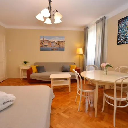 Amici Apartment